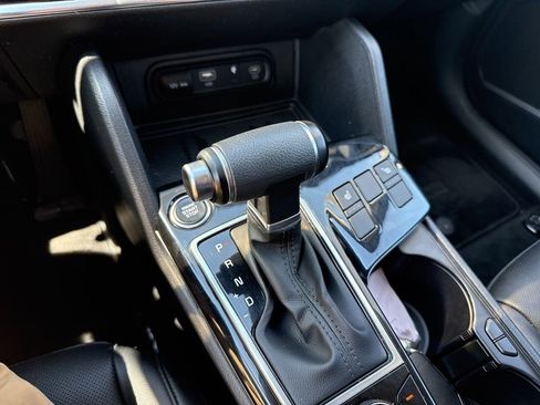 Used 2023 Kia Sportage EX image 16