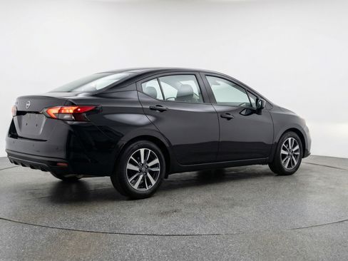 Used 2025 Nissan Versa SV FWD image 9