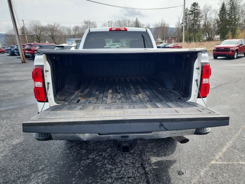 Used 2019 GMC Sierra 2500 SLE image 30
