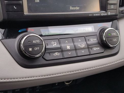 Used 2018 Toyota RAV4 XLE w/ Convenience Package image 22