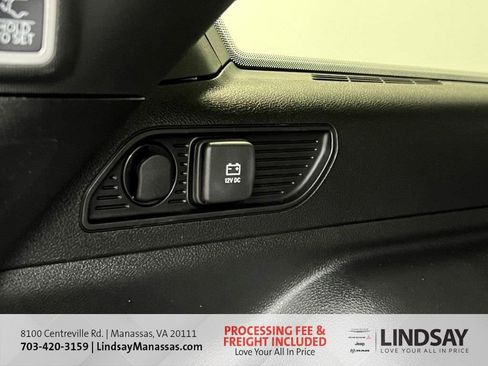 New 2025 Jeep Grand Cherokee Altitude AWD/4WD image 10