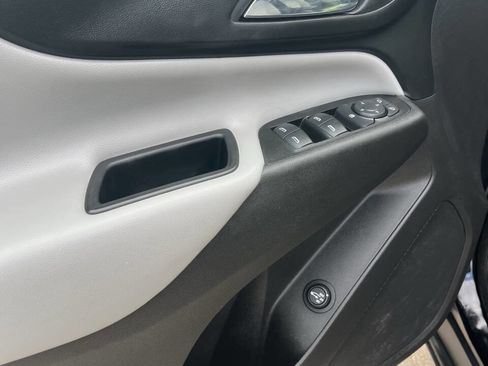 Used 2018 Chevrolet Equinox LT AWD/4WD image 13