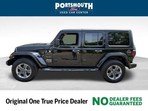 Used 2020 Jeep Wrangler Unlimited Sahara image 2