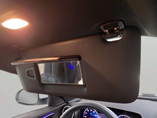 Used 2025 Mercedes-Benz C 300 Sedan image 52