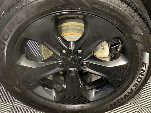 Used 2020 Jeep Compass Latitude image 27