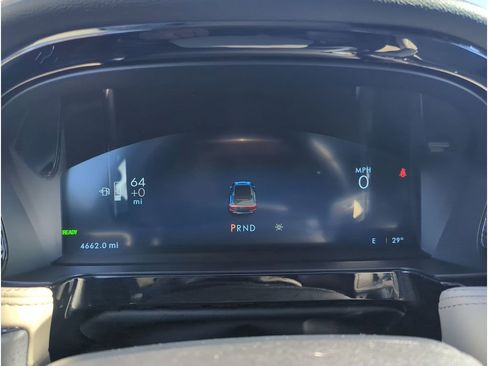 Used 2025 Lincoln Corsair Grand Touring w/ Equipment Group 301A image 16