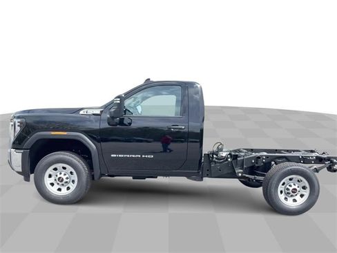 New 2025 GMC Sierra 3500 Pro w/ Convenience Package image 6