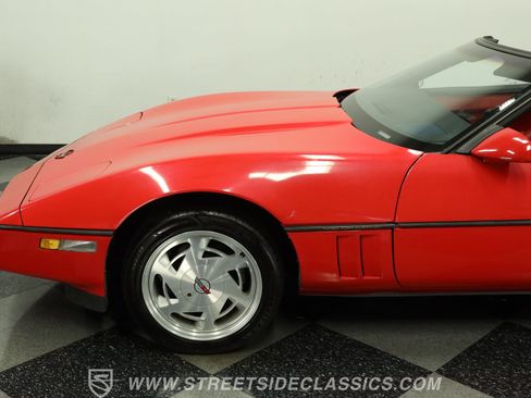 Used 1988 Chevrolet Corvette Convertible RWD image 23