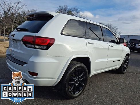 Used 2021 Jeep Grand Cherokee Laredo X image 6