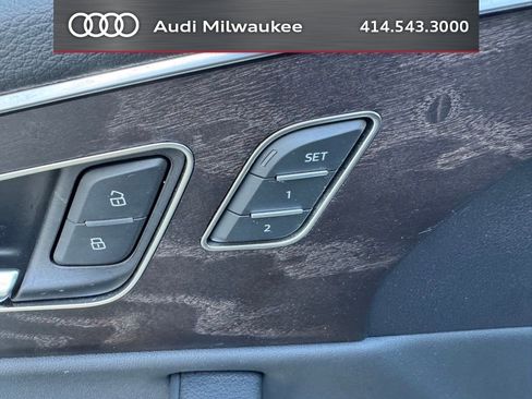 Used 2023 Audi Q8 Premium w/ Convenience Package AWD/4WD image 8