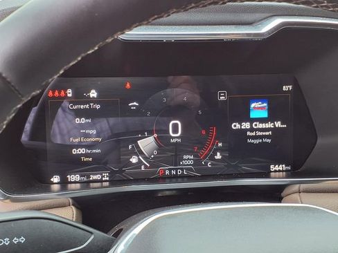 Used 2025 GMC Canyon Denali AWD/4WD image 17