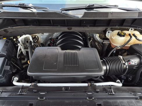 Used 2020 Chevrolet Silverado 1500 LT Trail Boss w/ Convenience Package AWD/4WD image 13