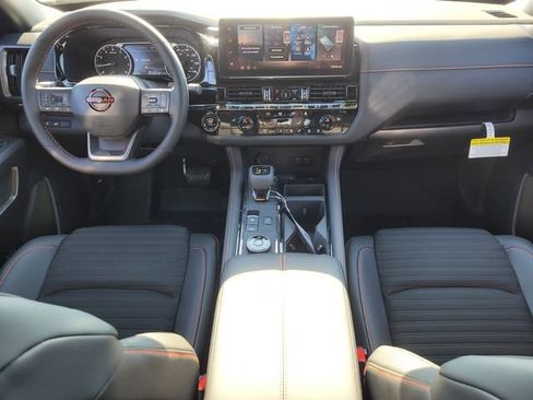 New 2026 Nissan Pathfinder Rock Creek w/ Rock Creek Premium Package AWD/4WD image 9