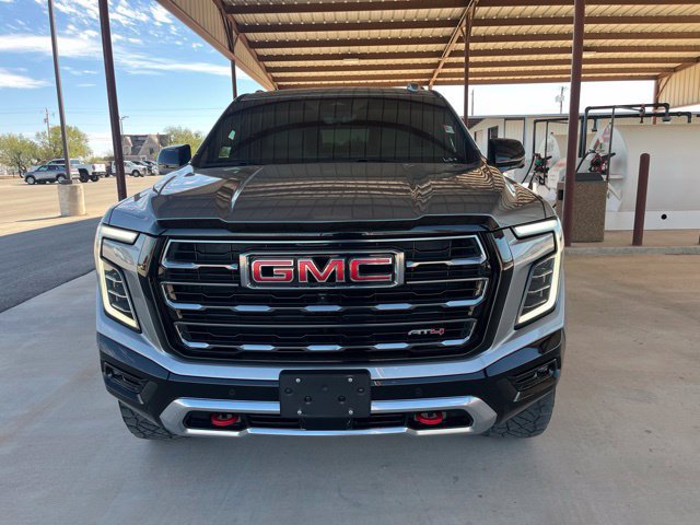 Used 2026 GMC Yukon XL AT4 w/ AT4 Premium Plus Package AWD/4WD image 2