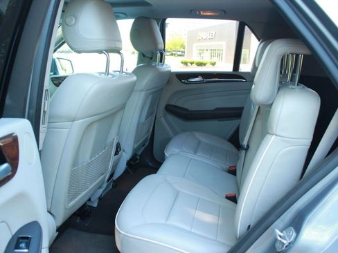 Used 2012 Mercedes-Benz ML 350 BlueTEC 4MATIC image 17