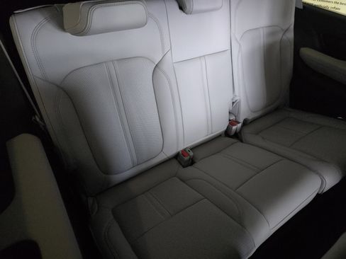 New 2026 Jeep Grand Wagoneer L Summit AWD/4WD image 24