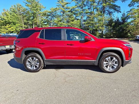 Used 2026 Chevrolet Equinox LT image 7