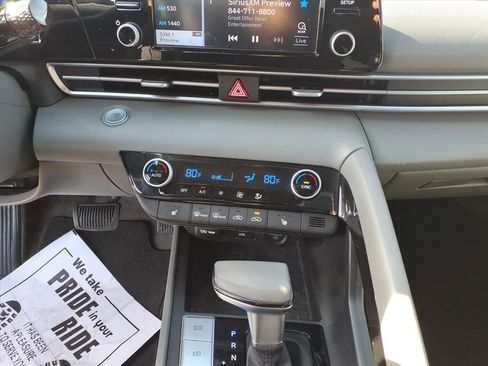 Used 2021 Hyundai Elantra SEL w/ Convenience + Premium Package image 23