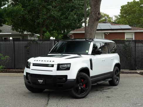 Used 2024 Land Rover Defender 110 S AWD/4WD image 34