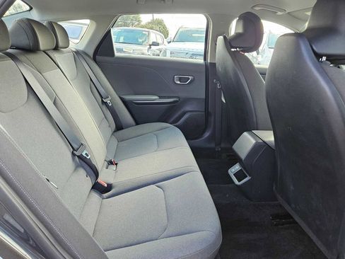 Certified 2025 Kia K4 LXS image 17