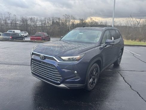 New 2026 Toyota Grand Highlander Platinum image 5