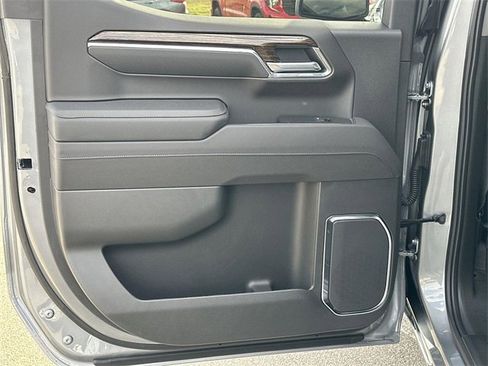 New 2026 GMC Sierra 1500 Elevation w/ LPO, Elevation Black Package image 24