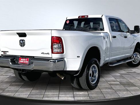 Certified 2024 RAM 3500 Big Horn image 21
