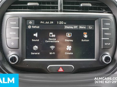 Used 2025 Kia Soul LX w/ LX Technology Package FWD image 34