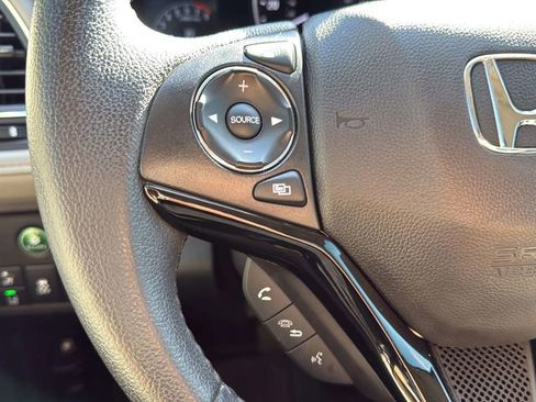 Used 2022 Honda HR-V EX-L image 19