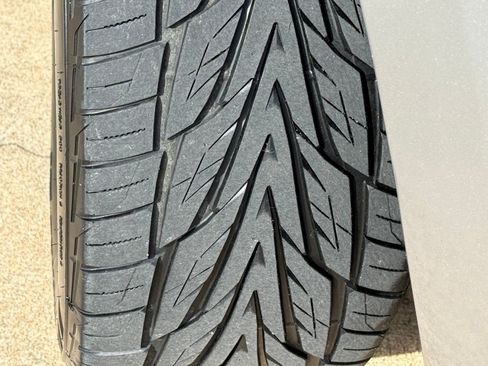 Used 2021 Ford Expedition XLT image 10