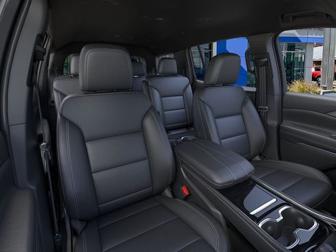New 2026 Chevrolet Traverse LT FWD image 16