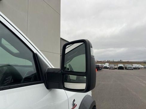 New 2024 RAM 4500 Tradesman image 31