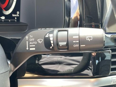 New 2026 Nissan Pathfinder Platinum AWD/4WD image 37
