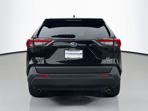 Used 2023 Toyota RAV4 LE AWD/4WD image 16