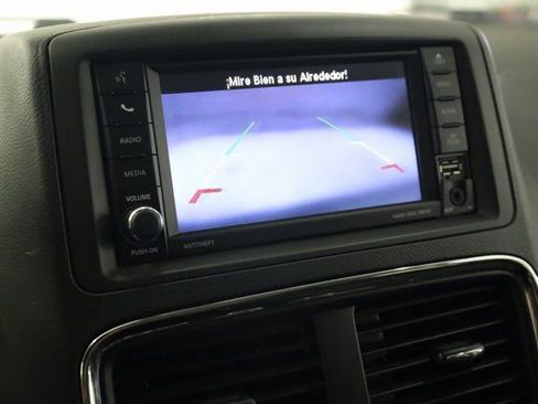 Used 2020 Dodge Grand Caravan SE image 20