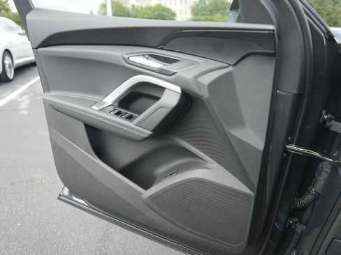 New 2025 Audi Q5 Premium image 12