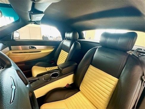 Used 2002 Ford Thunderbird image 13