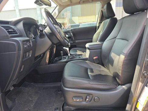 Used 2023 Toyota 4Runner TRD Off-Road Premium w/ Moonroof Package AWD/4WD image 19