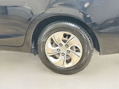 Used 2014 Honda Civic LX image 5
