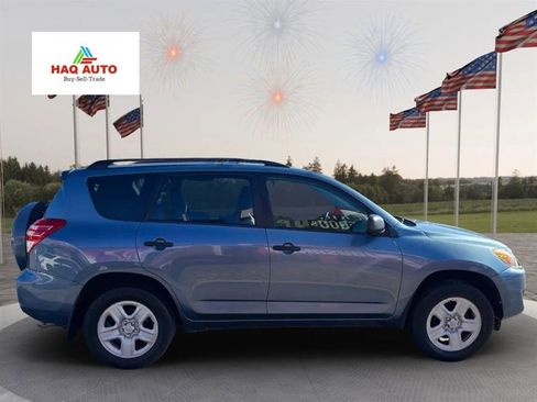 Used 2011 Toyota RAV4 Sport Utility 4D image 4