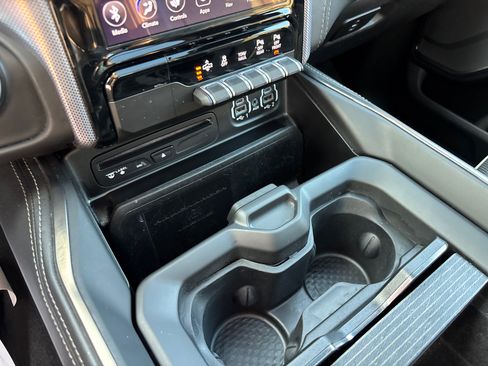 Used 2019 RAM 1500 Limited AWD/4WD image 23