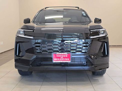 Used 2026 Toyota RAV4 XSE w/ Panoramic Sun Roof Package AWD/4WD image 6