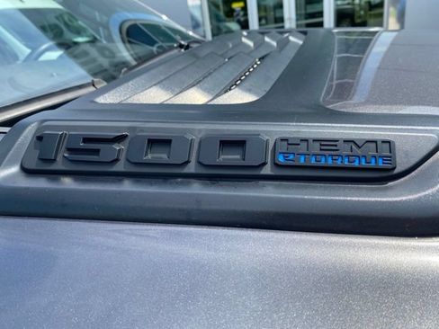 Used 2023 RAM 1500 Laramie AWD/4WD image 39