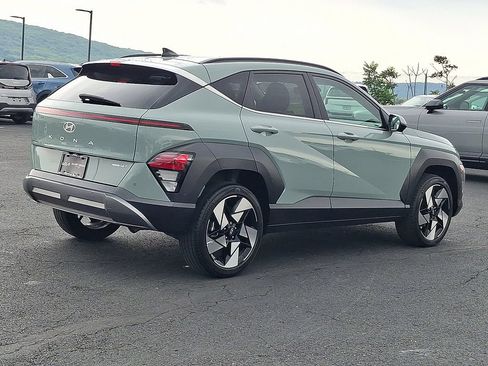 Used 2024 Hyundai Kona Limited AWD/4WD image 6