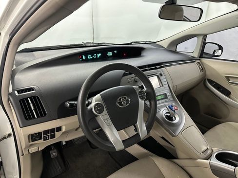 Used 2012 Toyota Prius Two image 4
