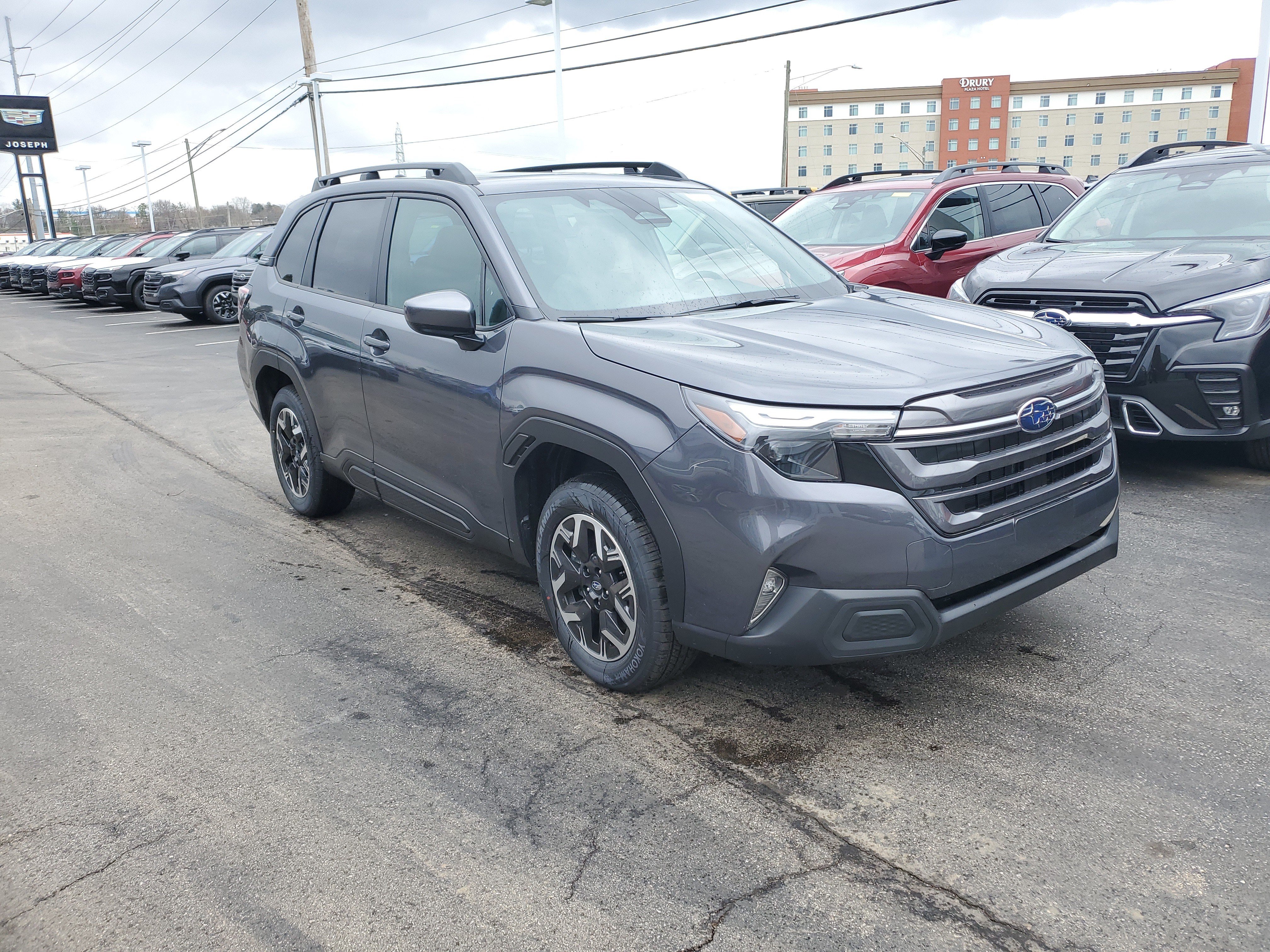 Used 2026 Subaru Forester Premium AWD/4WD image 4
