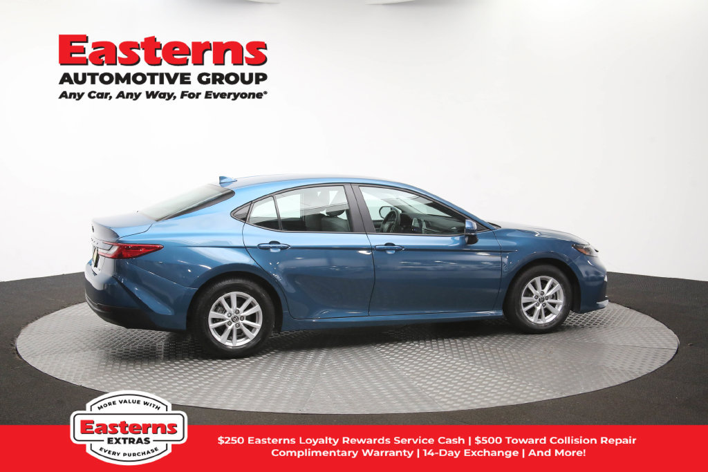 Used 2025 Toyota Camry LE FWD image 43