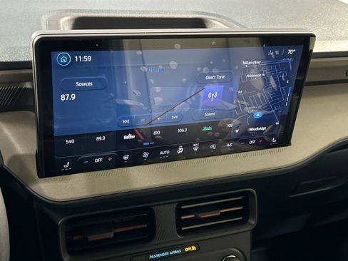 New 2025 Ford Maverick Lariat w/ 4K Tow Package image 24