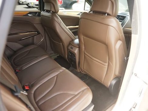 Used 2016 Lincoln MKC Reserve w/ Lincoln MKC Climate Package FWD image 15