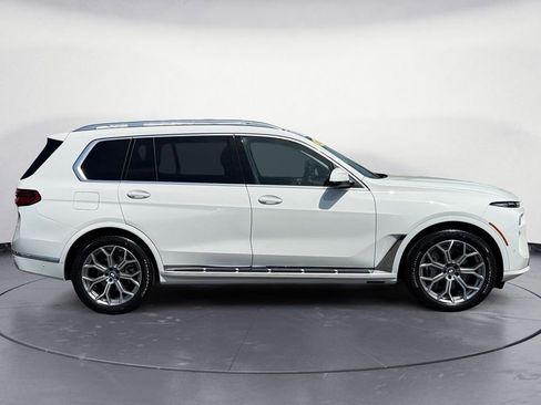 Used 2024 BMW X7 xDrive40i AWD/4WD image 6